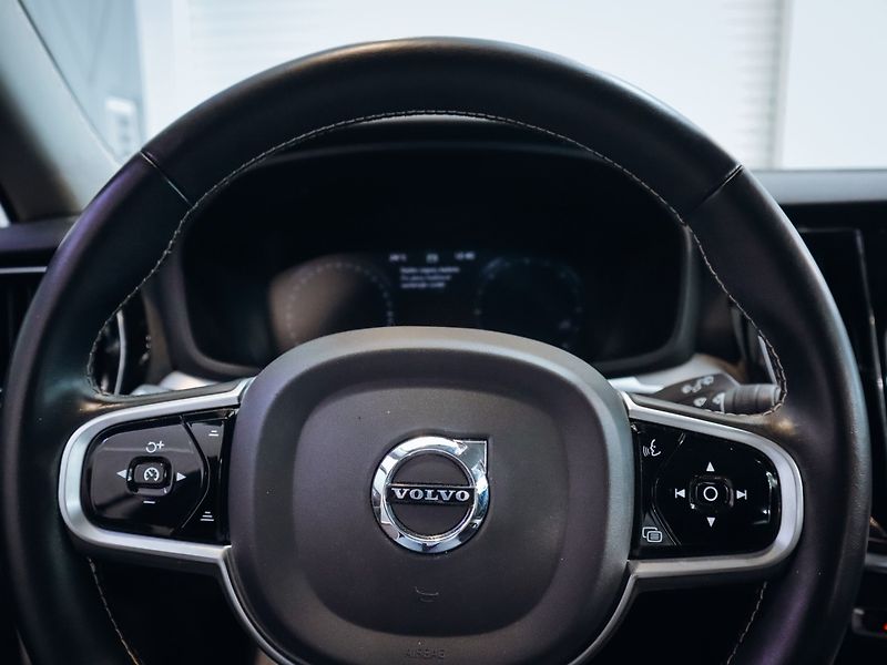 Volvo V60 D4 Inscription - fotka 12 z 27