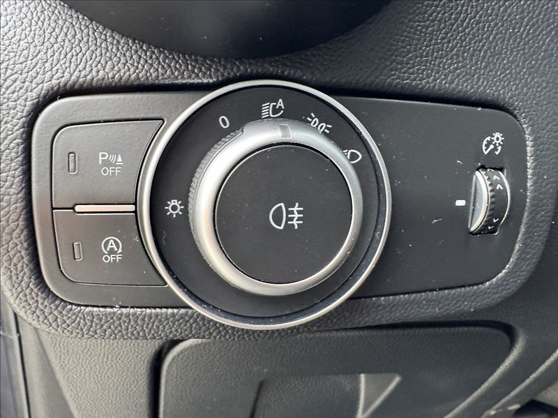 Alfa Romeo Stelvio 2,0 T 206kW Q4 AT8 ZF 4X4 - fotka 24 z 50
