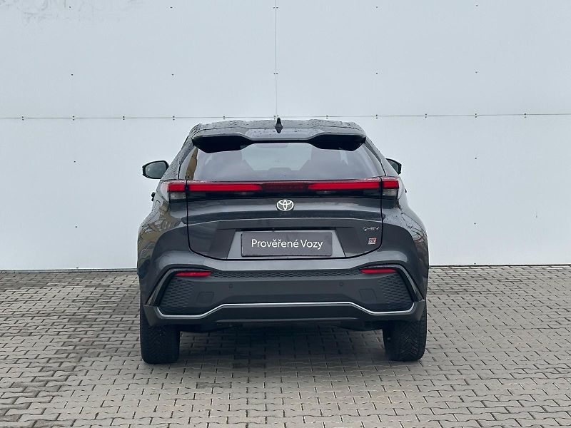 Toyota C-HR 2,0 HEV e-CVT GR Sport - fotka 9 z 30