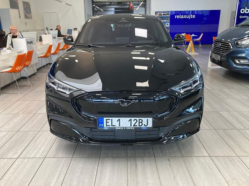 Ford Mustang Mach-E (2023) Premium 351k 99 kWh 5D - fotka 2 z 23