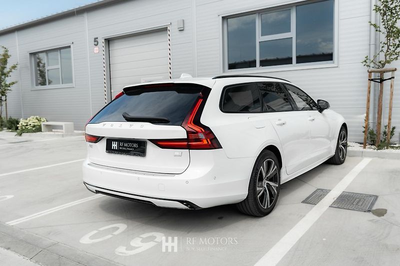 Volvo V90 (2021) - fotka 17 z 51