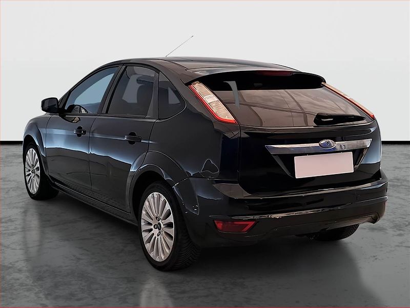 Ford Focus (2009) 1.8 16V, po STK, Tažné - fotka 4 z 15