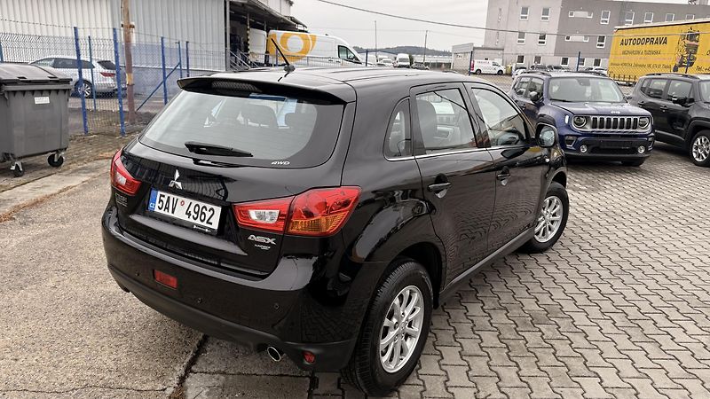 Mitsubishi ASX (2016) 1.6Di-D, ČR,4X4 - fotka 50 z 56
