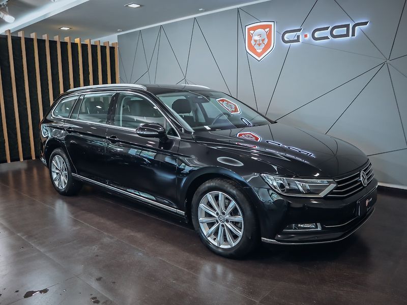 Volkswagen Passat 2.0TDI Highline 110 kW - fotka 3 z 25