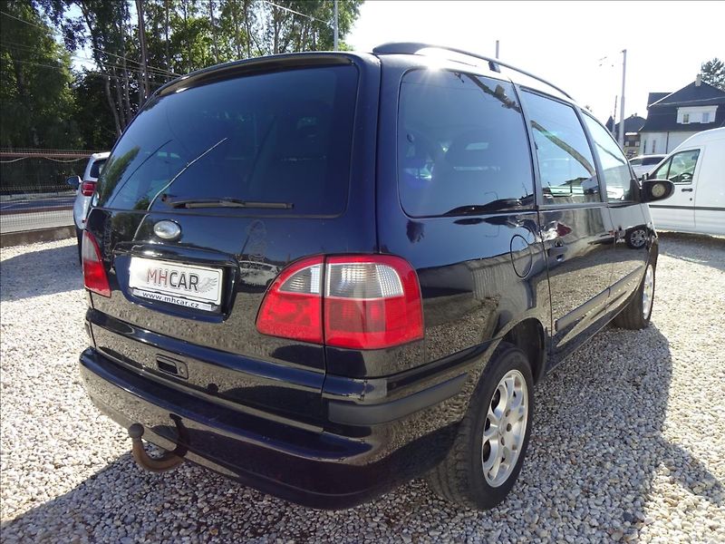 Ford Galaxy 1,9 TDI 85 kW 7.MÍST - fotka 7 z 40