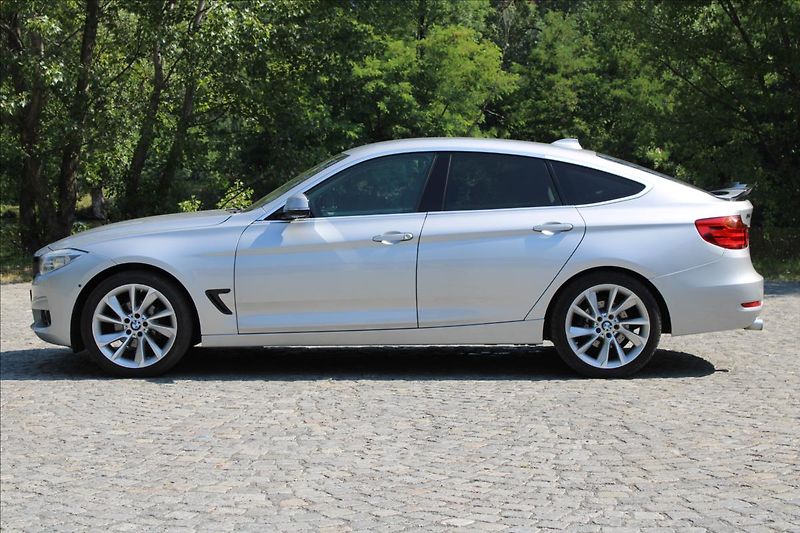 BMW Řada 3 320i GT / xDrive / HUD / 360° - fotka 6 z 49