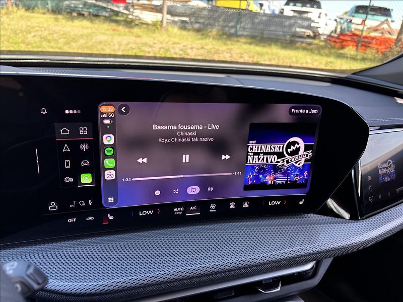 Audi Q5 2,0 TDI 150kW S-Line quattro - fotka 26 z 52