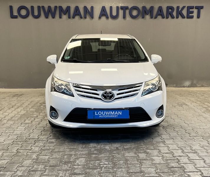 Toyota Avensis 2.0 D-4D LUNA - fotka 4 z 16
