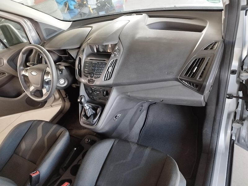 Ford Tourneo Connect (2015) 1.6TDCI,85kW,7-MÍST - fotka 14 z 24
