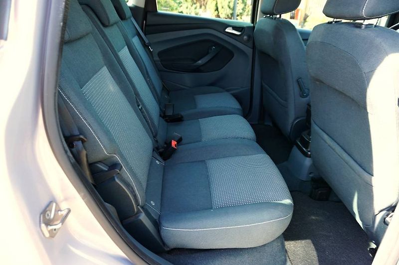 Ford C-MAX (2011) 1,6 TDCI 85 kW - fotka 14 z 36