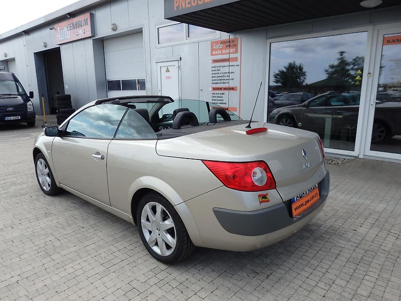 Renault Mégane 2,0i KLIMA,  - fotka 18 z 20
