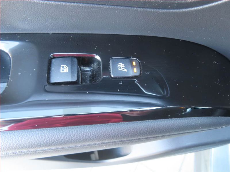 Hyundai Tucson (2021) 1.6 T-GDI - fotka 21 z 23