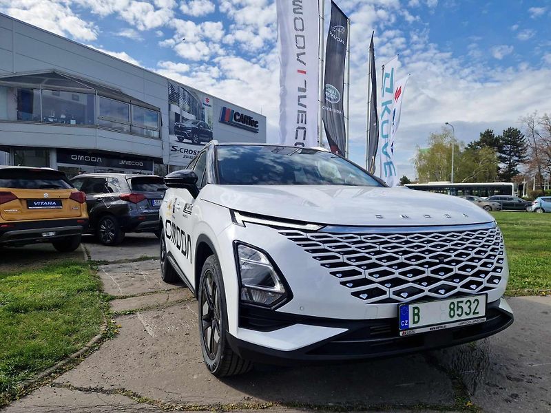 Omoda 5 (2025) PREMIUM 1,6 TGDI - fotka 4 z 34