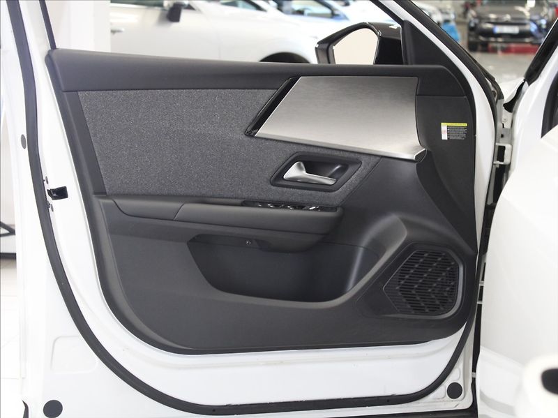 Citroën C5 X 1,2 PT 96kW AT Akční cena! - fotka 17 z 23