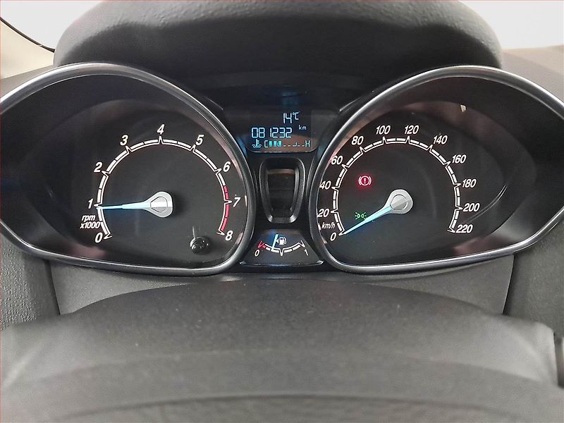 Ford Fiesta (2015) Titanium 1.25 - fotka 11 z 15