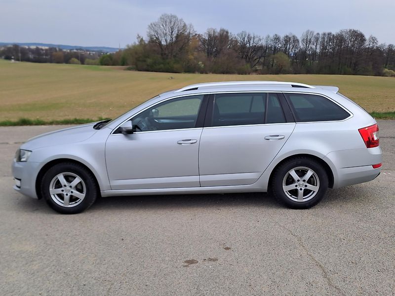 Škoda Octavia (2014) 1.6 TDi DSG PĚKNÝ STAV - fotka 8 z 33
