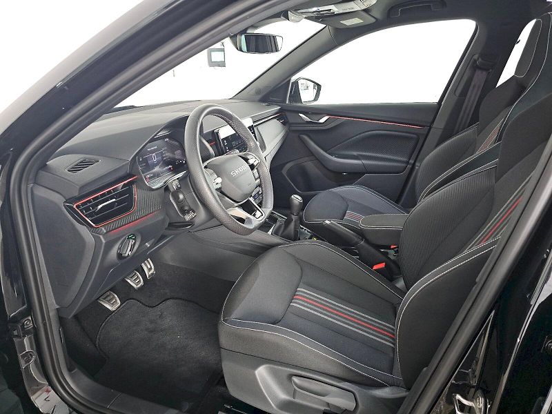 Škoda Kamiq (2025) 1.5TSI 110kW Monte Carlo - fotka 6 z 30