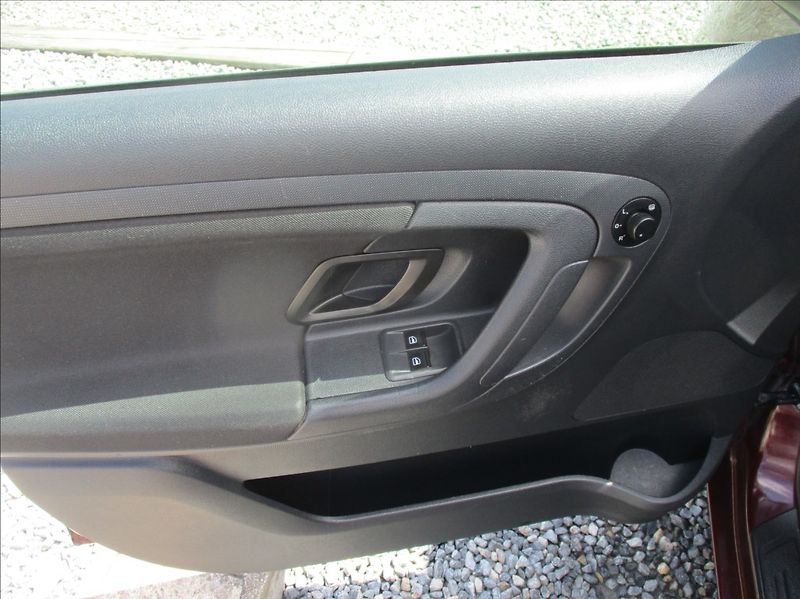 Škoda Fabia 1,2 TSI, digiklima,servis,tažn - fotka 13 z 34