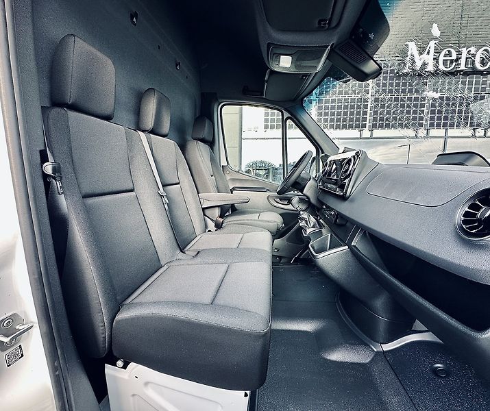 Mercedes-Benz Sprinter (2025) 317 KAWA Pro XL - fotka 12 z 26