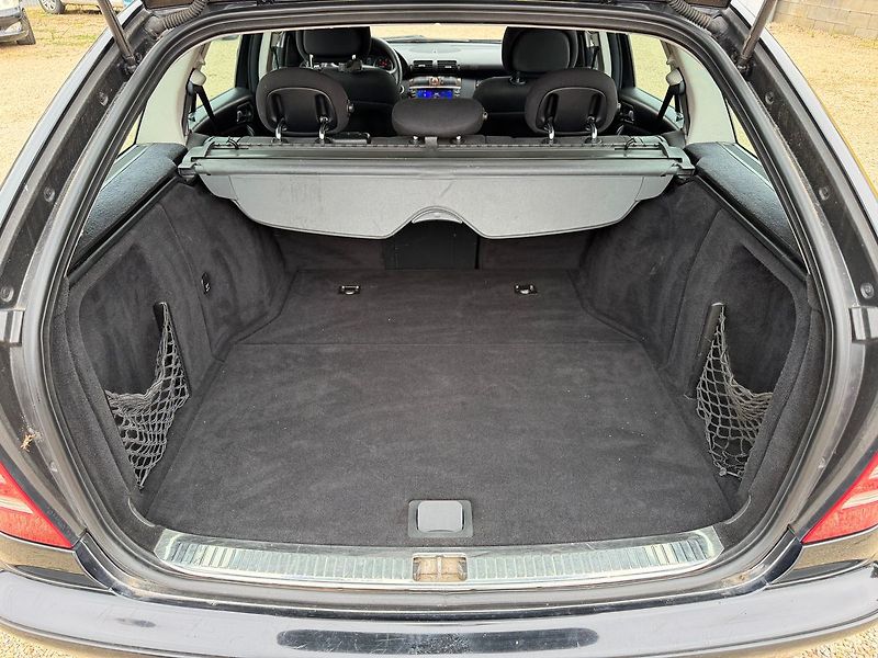 Mercedes-Benz Třídy C C 220 CDI Avantgarde - fotka 7 z 28