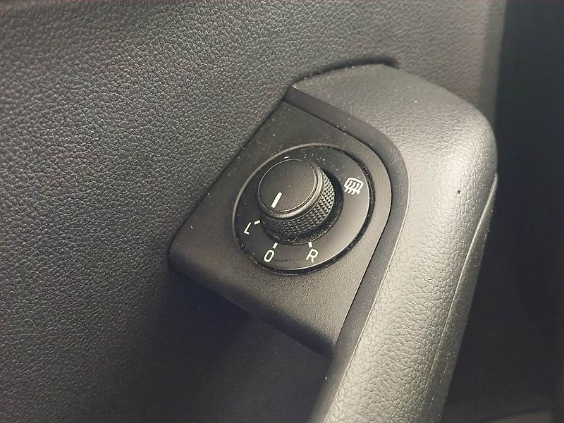 Škoda Octavia (2018) Style 1.6 TDI, Tempomat - fotka 19 z 22