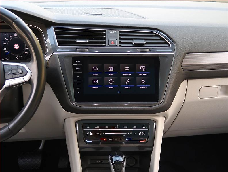 Volkswagen Tiguan (2023) Elegance 2.0 TDI, digi klima - fotka 12 z 32