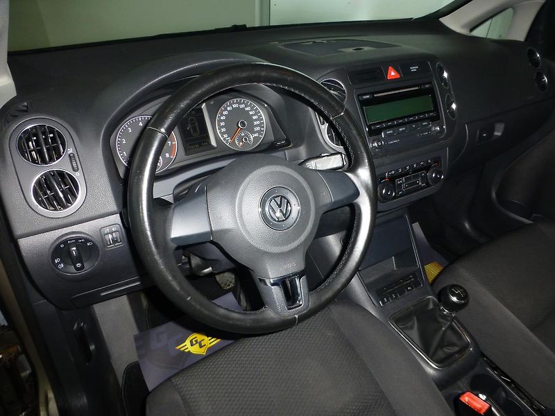 Volkswagen Golf Plus (2011) 1,2TSI*PARK.S**ALU***VYHŘ.SED. - fotka 12 z 24