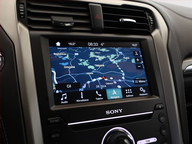 Ford Mondeo (2018) Vignale 2.0 Hybrid, Automat - fotka 14 z 18