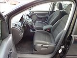 Volkswagen Touran 2,0 TDI 103kW 7.MÍST - náhled 16