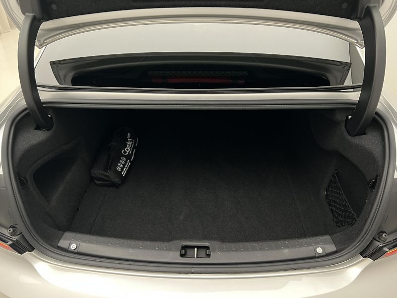 Volvo S90 B6 AWD R-Design - fotka 5 z 49