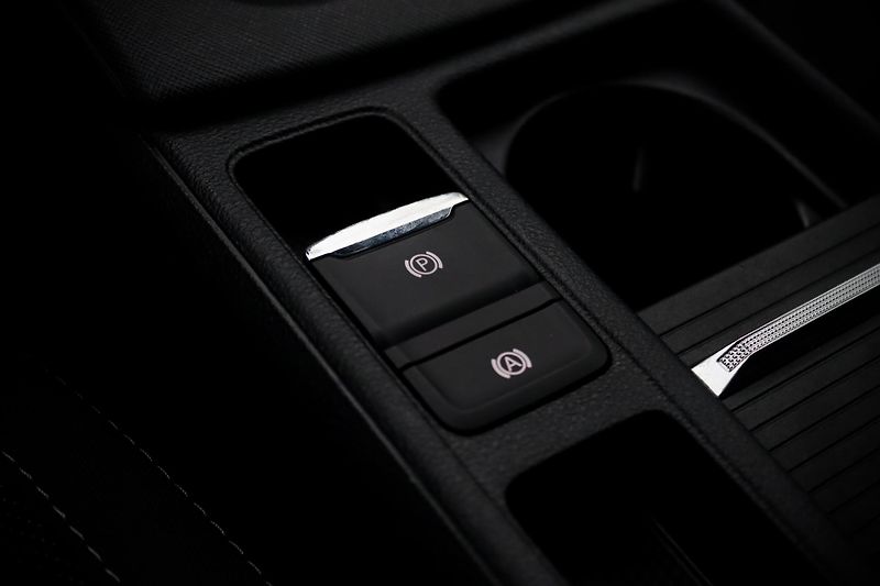 Škoda Octavia 4 Combi 1.5 TSI 110 kW - fotka 36 z 49