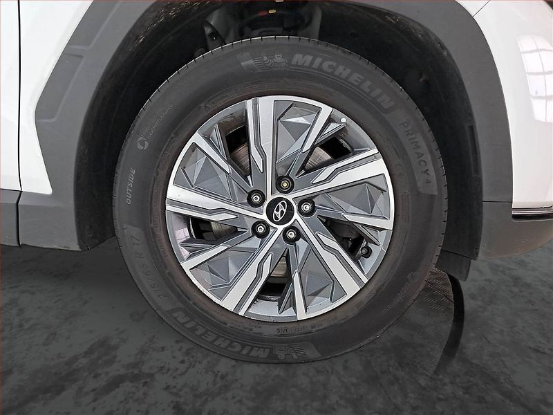 Hyundai Tucson (2022) 1.6 T-GDI, Automat, Serv.kniha - fotka 15 z 19
