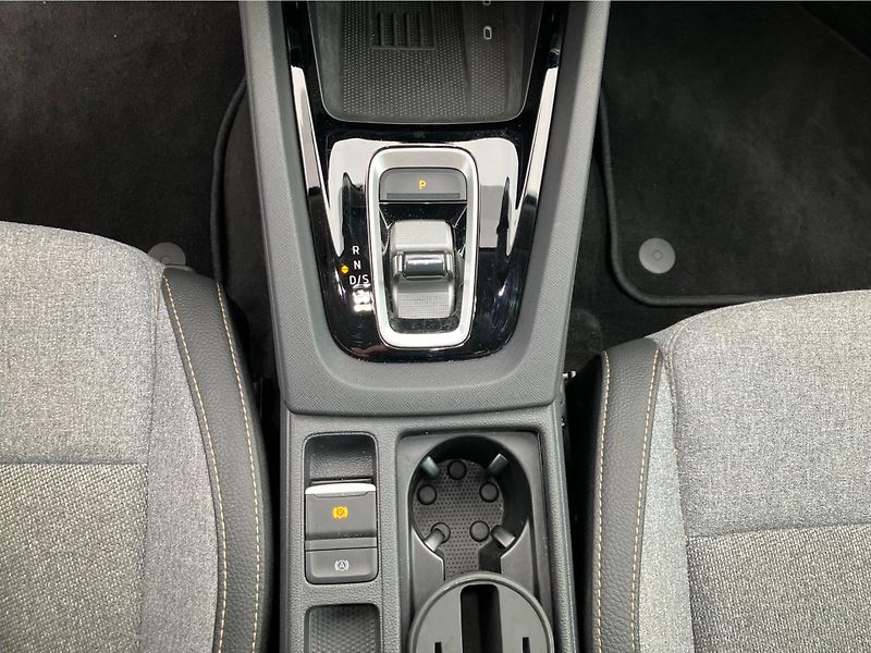 Škoda Octavia 2.0TDI 110 kW DSG TOP SELECTIO - fotka 21 z 30