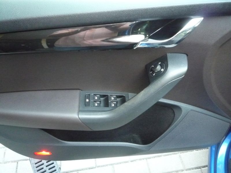 Škoda Octavia (2015) Combi 2,0TDi 110kW 4x4 L&K - fotka 6 z 25