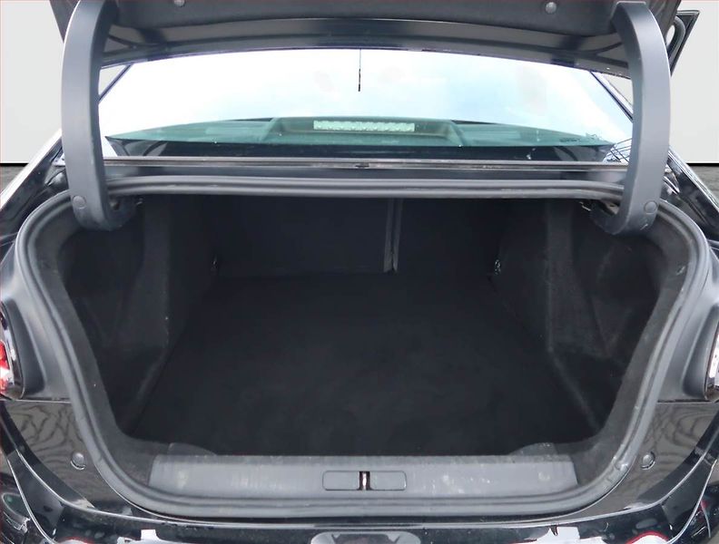 Citroën C4 X (2023) Feel Pack 1.2 PureTech - fotka 14 z 18