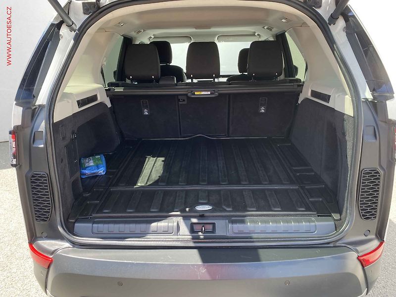 Land Rover Discovery (2017) 3.0 Tdv 6 4x4, ČR, AT, LED - fotka 7 z 21