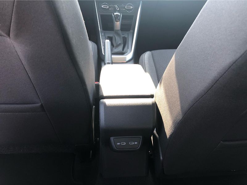 Volkswagen Taigo Life 1.0 TSI 81 kW DSG - fotka 22 z 28