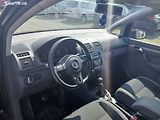 Volkswagen Touran (2012) 1.4 TSI, 7 míst - náhled 17