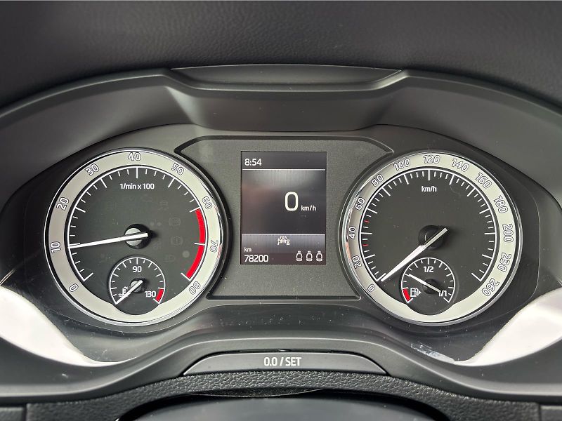 Škoda Karoq 1.0TSi 81kW AMBITION - fotka 13 z 29