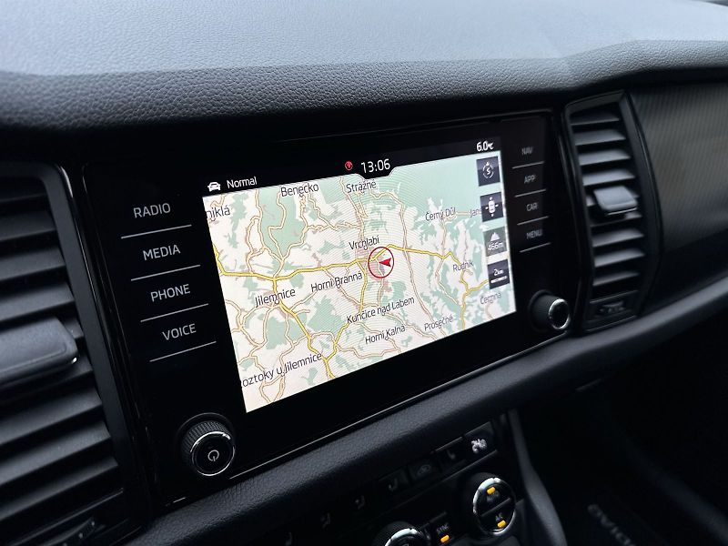 Škoda Kodiaq (2020) 2.0 TDI 4x4 DSG RS - fotka 19 z 35