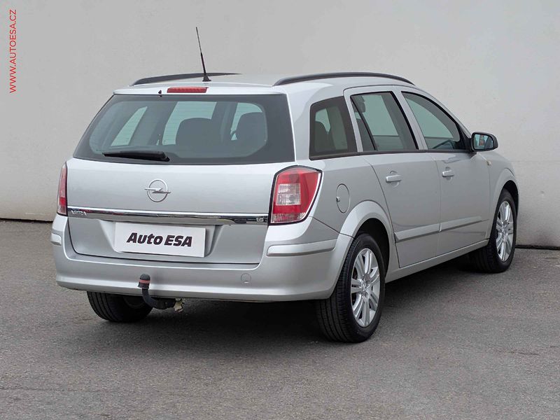 Opel Astra (2007) 1.6 16V, AT, TZ, výhř.sed. - fotka 4 z 17