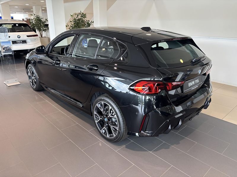 BMW Řada 1 - fotka 4 z 6