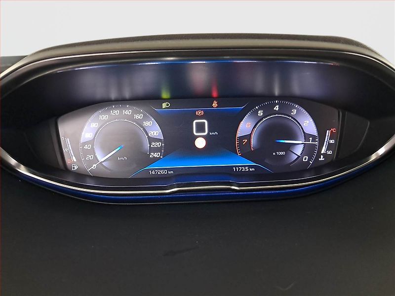 Peugeot 5008 (2020) PureTech 130, 7 míst, ČR,1.maj - fotka 11 z 22