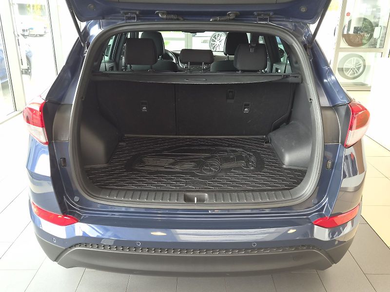 Hyundai Tucson 1.7 Trikolor Go! - fotka 8 z 27