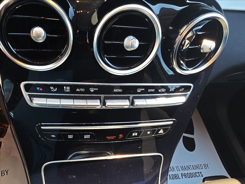 Mercedes-Benz GLC 2,0 CRDi 200D 4MATIC NAVI KAME - fotka 21 z 41