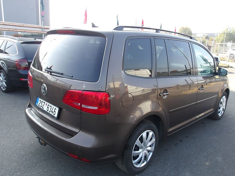 Volkswagen Touran 2,0TDi 103kW PANORAMA ! - fotka 7 z 33