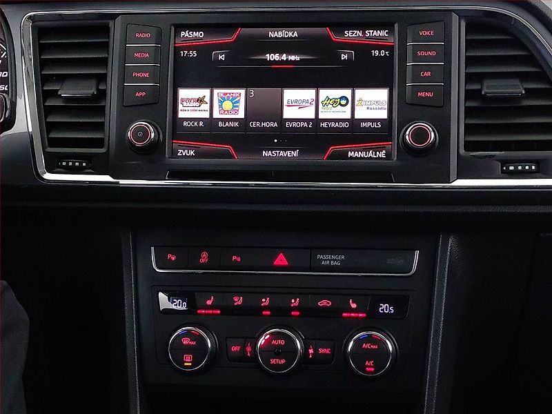 Seat Ateca (2017) Style 1.0 TSI, Serv.kniha - fotka 12 z 19