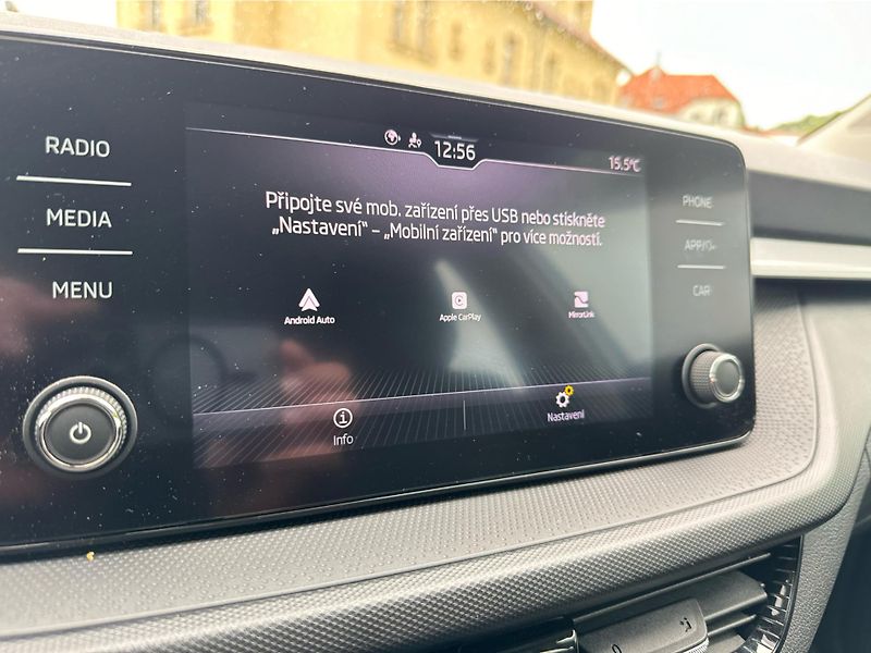 Škoda Fabia 1.0MPI  Ambition 59KW - fotka 14 z 19