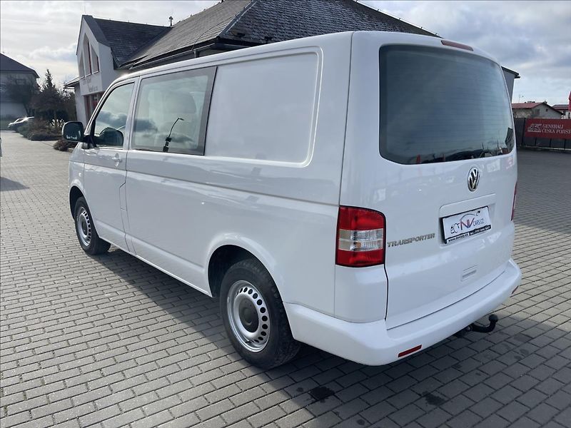 Volkswagen Transporter 2,0 TDi 75kw 6míst Tažné bez k - fotka 3 z 40