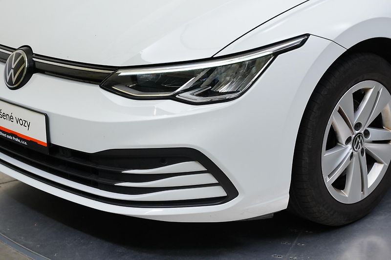 Volkswagen Golf - fotka 9 z 24